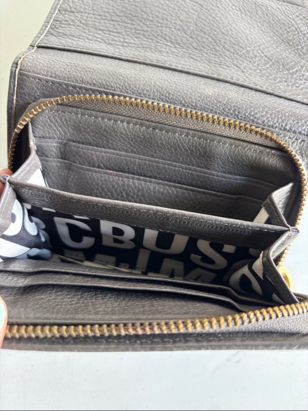 Marc by Marc Jacobs Pebbled Leather Trifold Wallet - Charcoal Brown - Picture 5 of 9